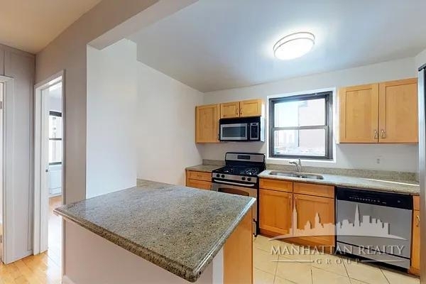 301 East 47th Street - Photo 0