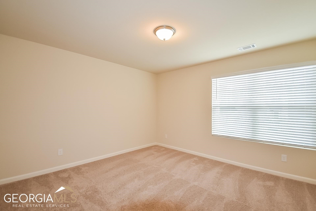 218 Augusta Woods Drive - Photo 6