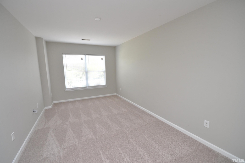 8600 Neuse Landing Lane - Photo 17