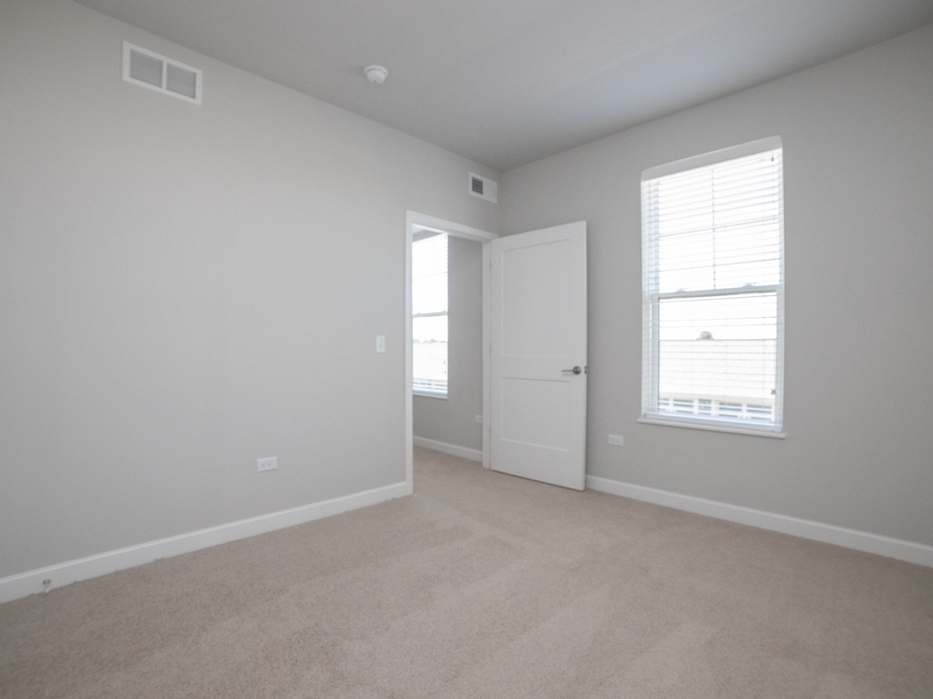 14750 Wallin Drive - Photo 11