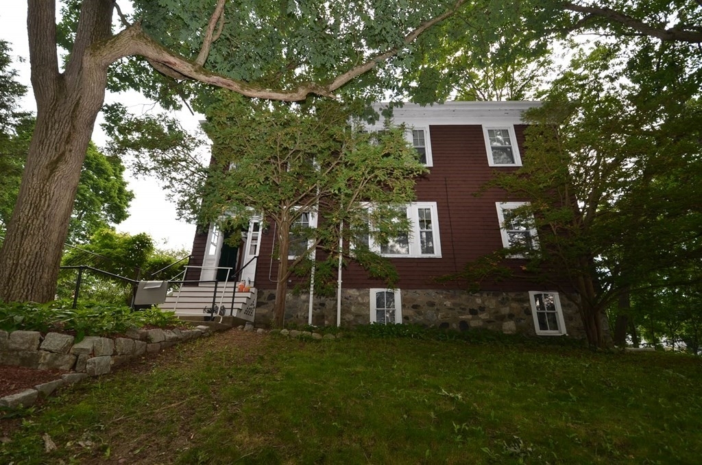 46 Oakland Street - Photo 2