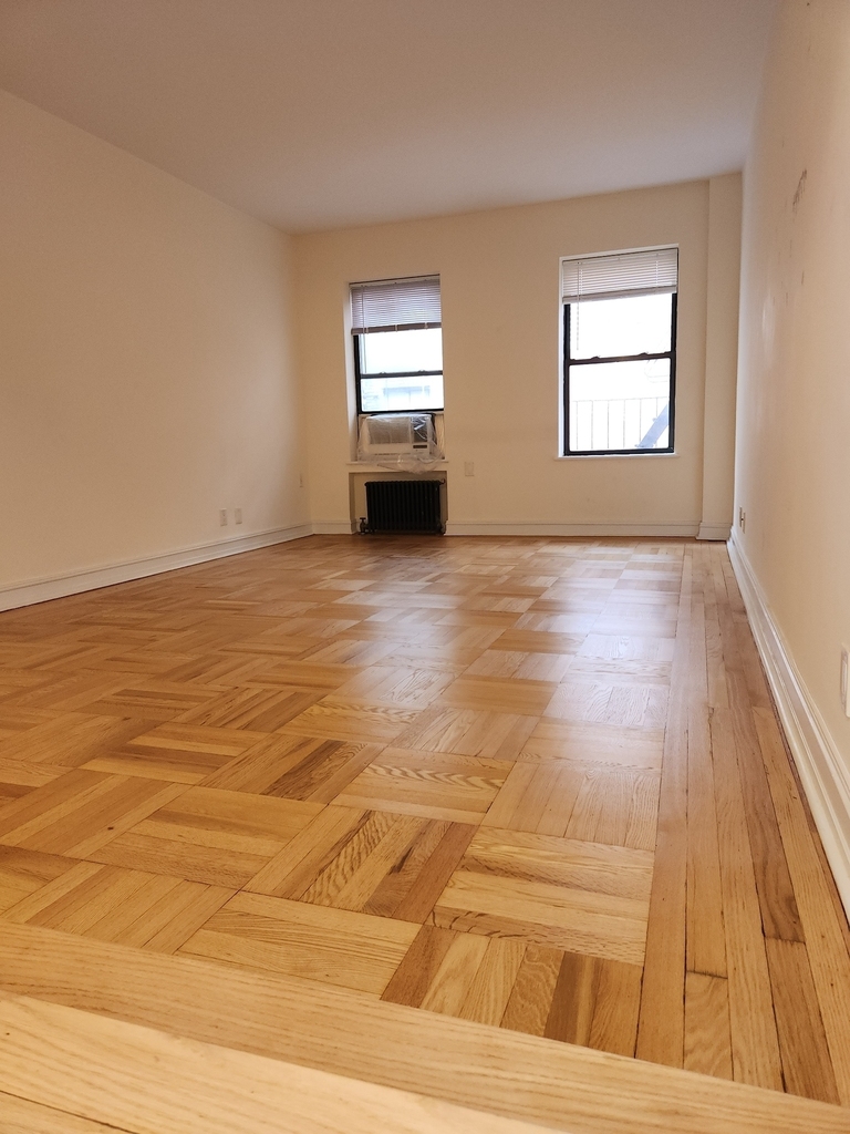 East 46th Street/ 2nd ave - Photo 0