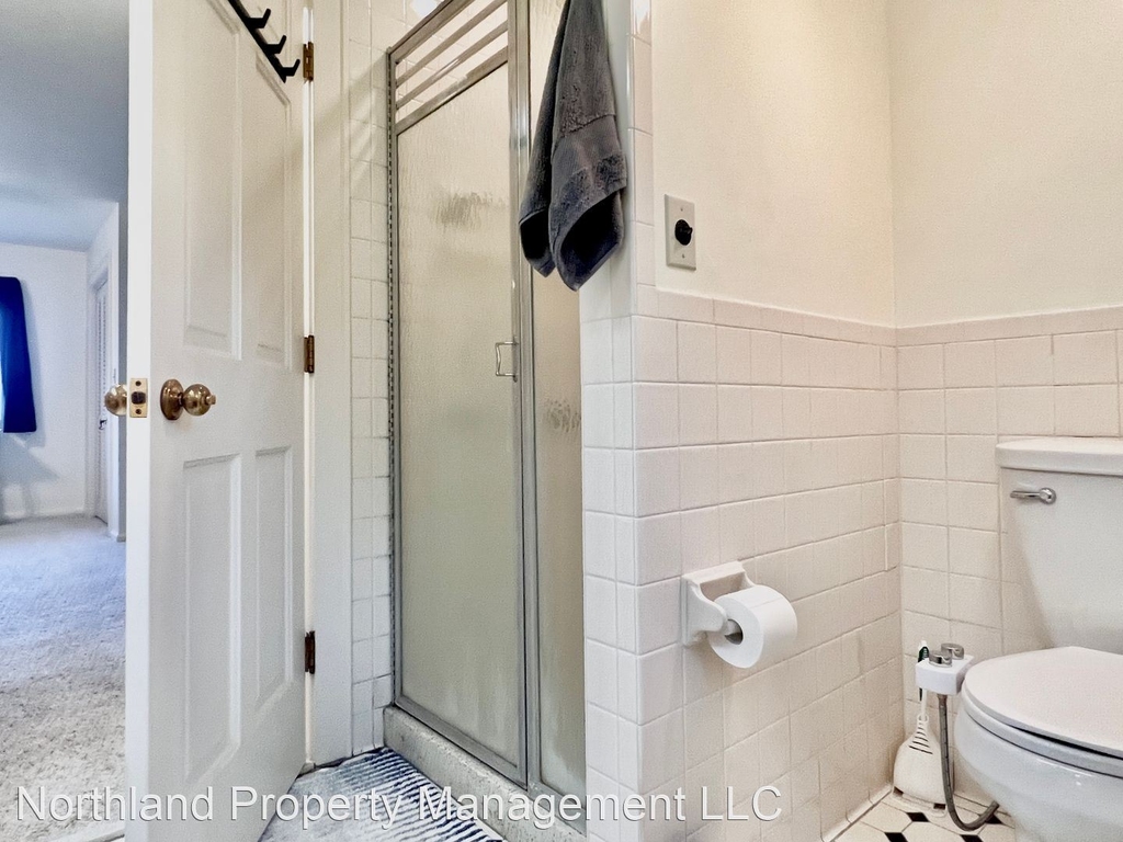 4225 Bay View Point - Photo 28