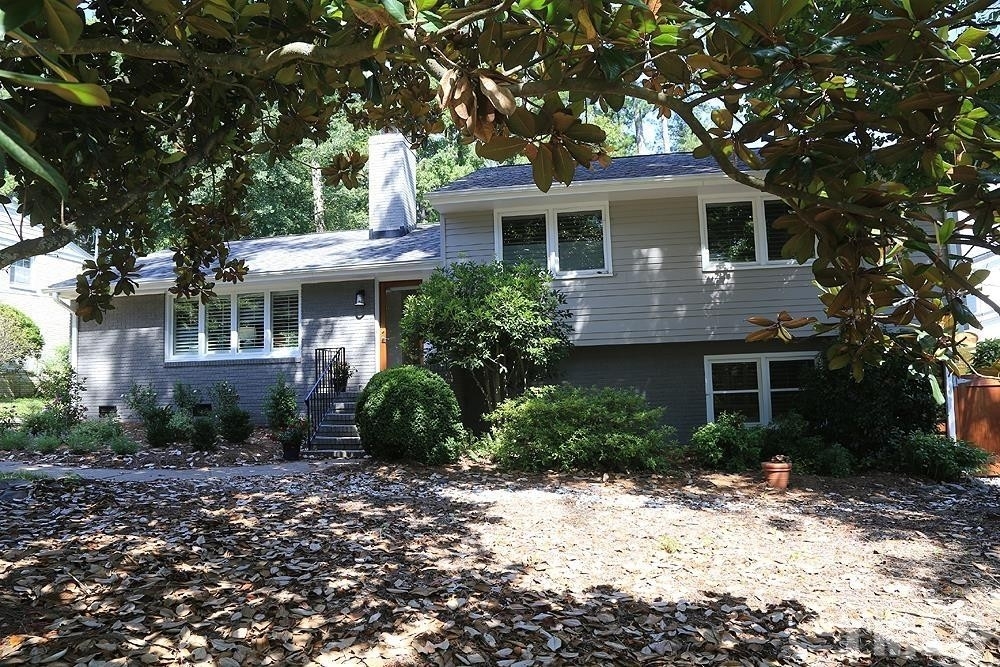 2525 Medway Drive - Photo 1