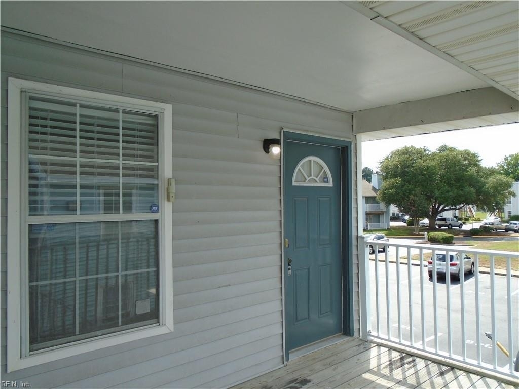 506 Wharf Court - Photo 1