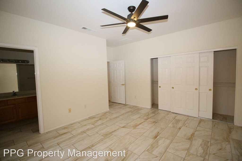 19176 N Tamarisk Flower Way - Photo 11