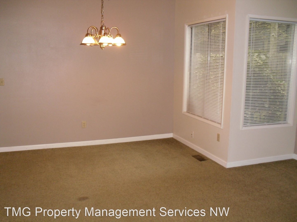 462 Sw 121st Place - Photo 2