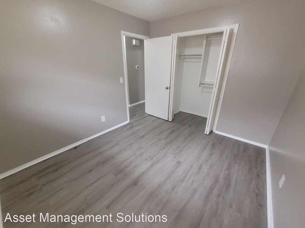 1014 Royal Way - Photo 22