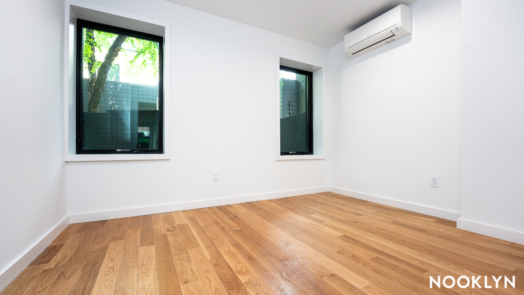 163 Roebling Street - Photo 9