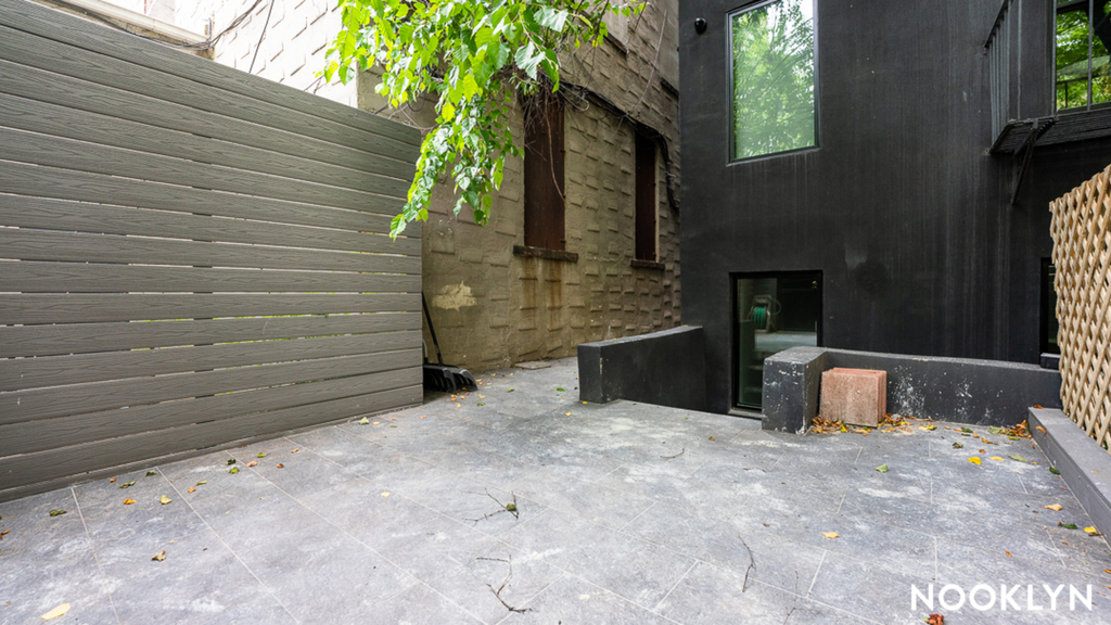 163 Roebling Street - Photo 4