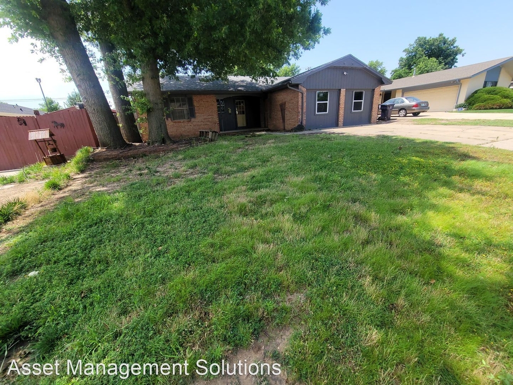 4904 Nw 29th St. - Photo 51