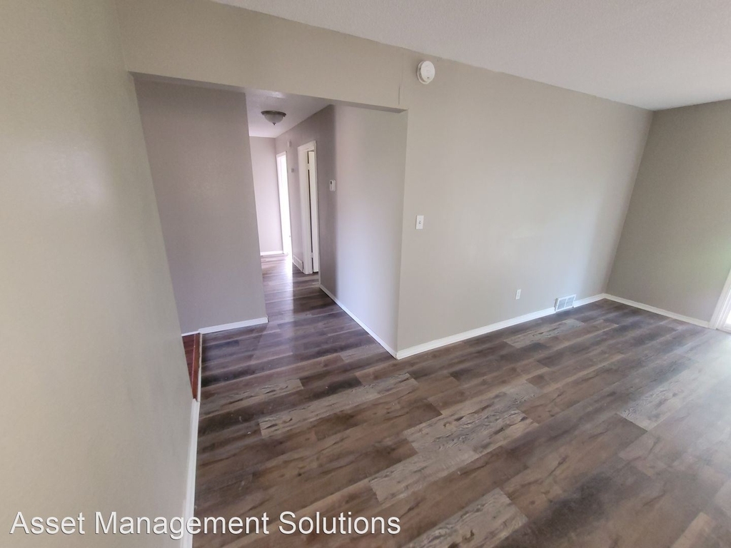 4904 Nw 29th St. - Photo 27