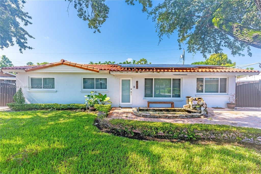 10310 Sw 43rd St - Photo 2