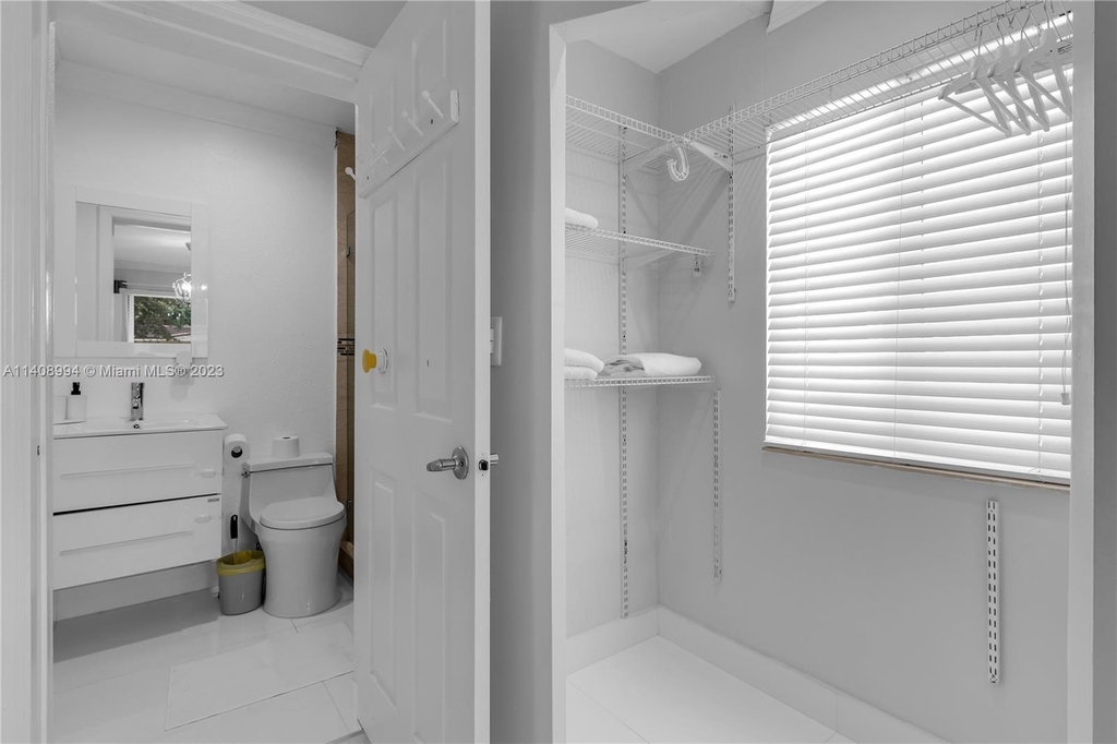 10310 Sw 43rd St - Photo 16