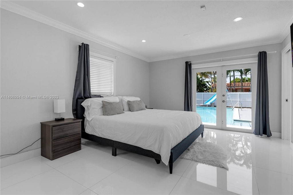 10310 Sw 43rd St - Photo 13
