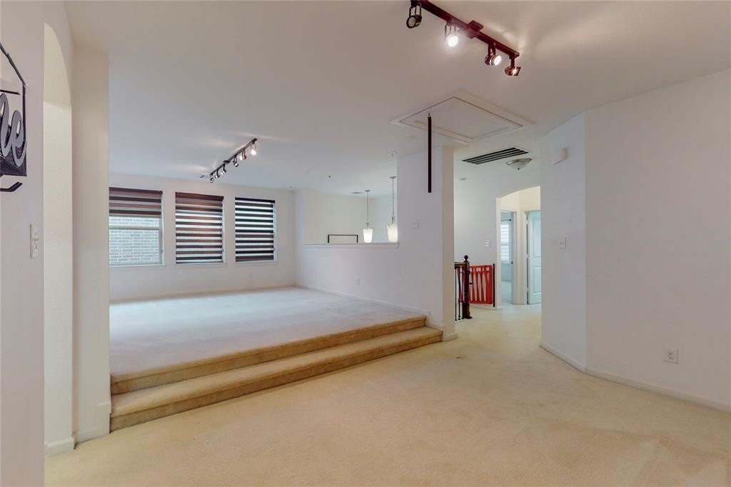 123 Palacio Street - Photo 16