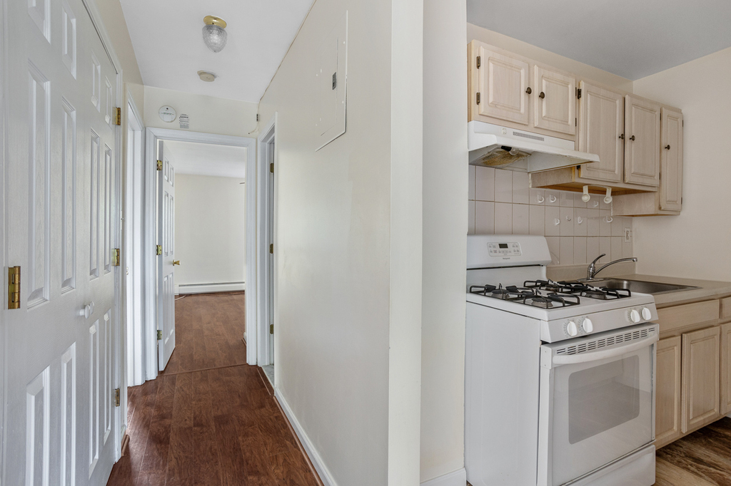 1484 St Marks Avenue - Photo 5