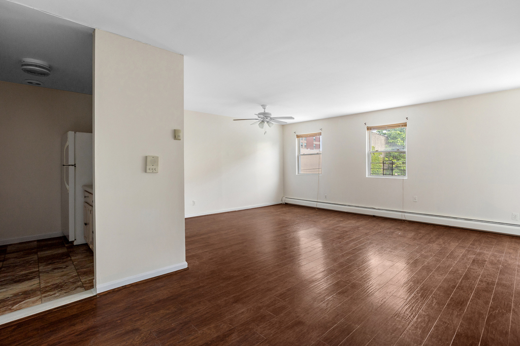 1484 St Marks Avenue - Photo 1