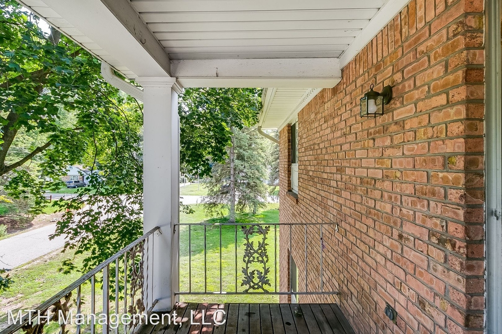 2294 Main Street - Photo 1