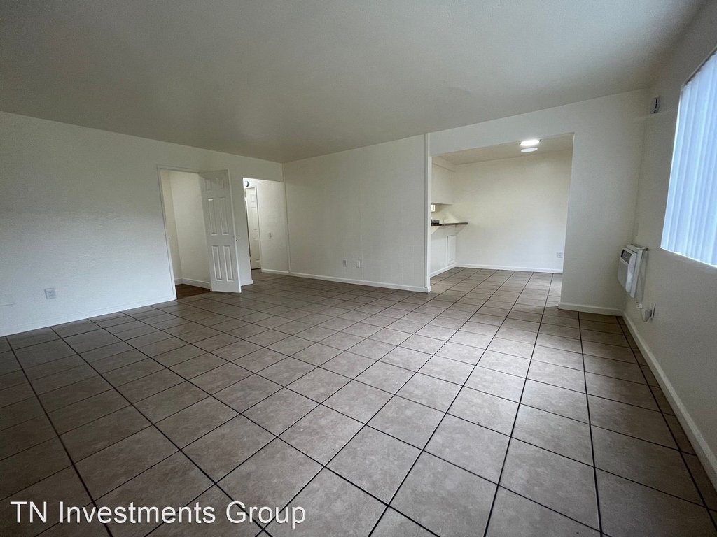 10600 Western Ave. - Photo 22