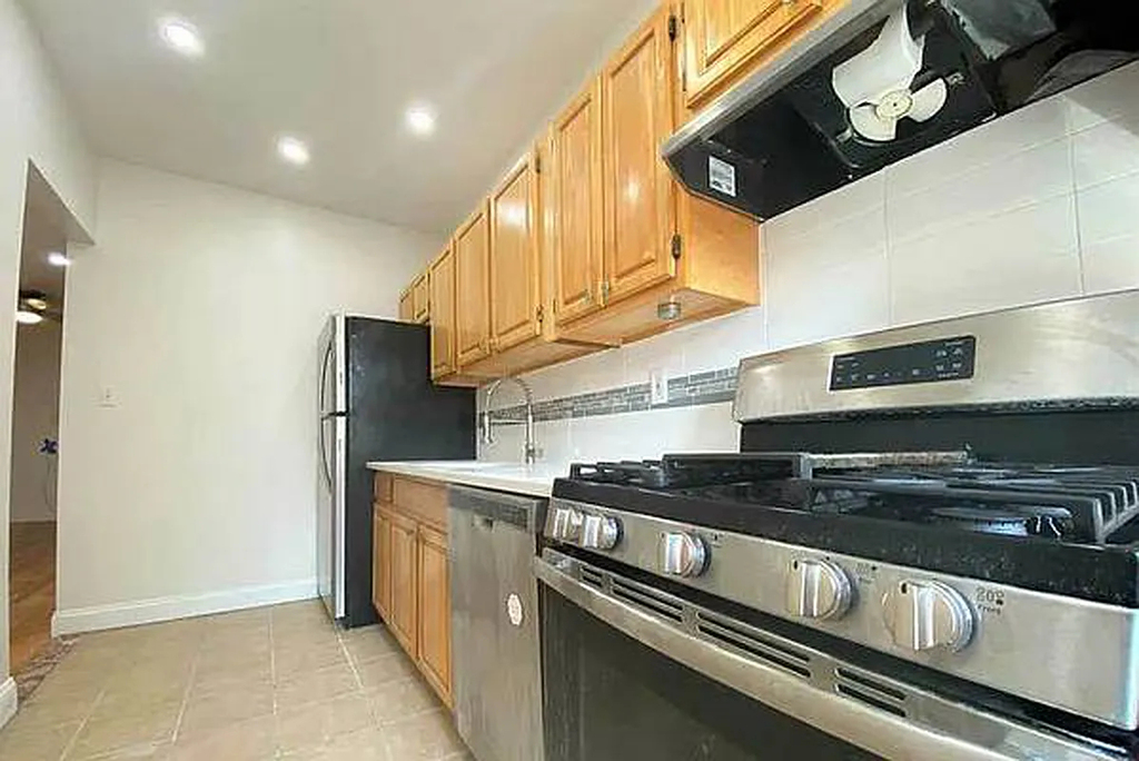 254 54th Street - Photo 13