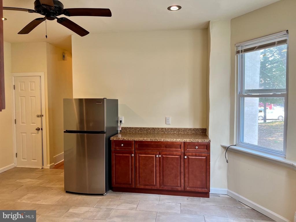 5426-28 Haverford Ave - Photo 5