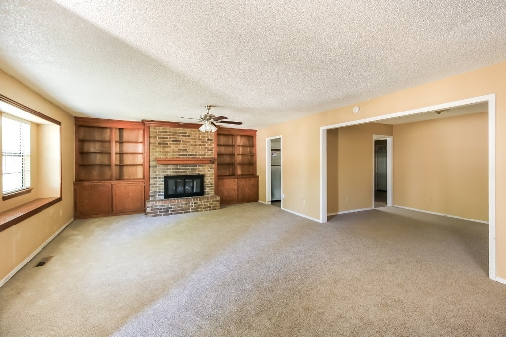 11041 N Eagle Lane - Photo 1