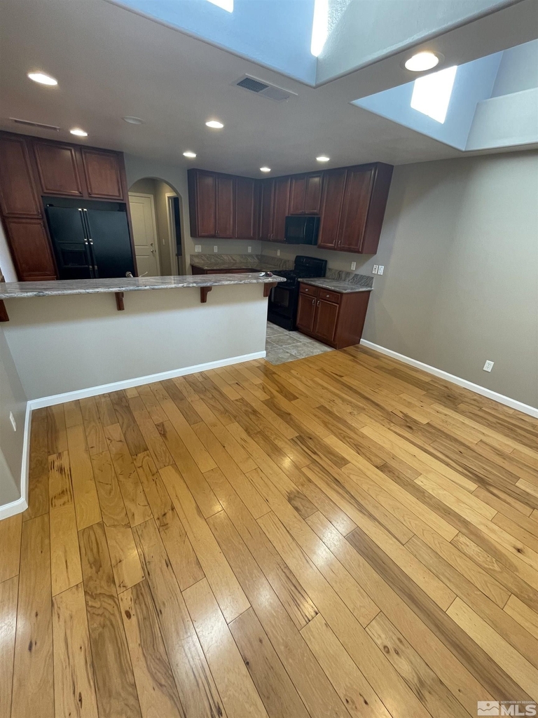 1600 Spring Hill - Photo 11