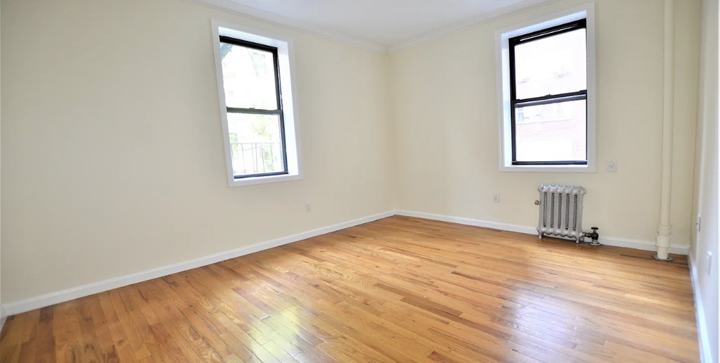 305 west 45th - Photo 0