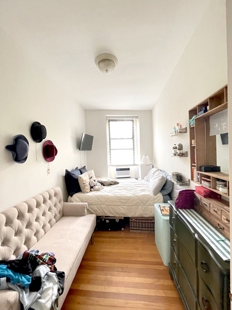 322 West 101st Street - Photo 5