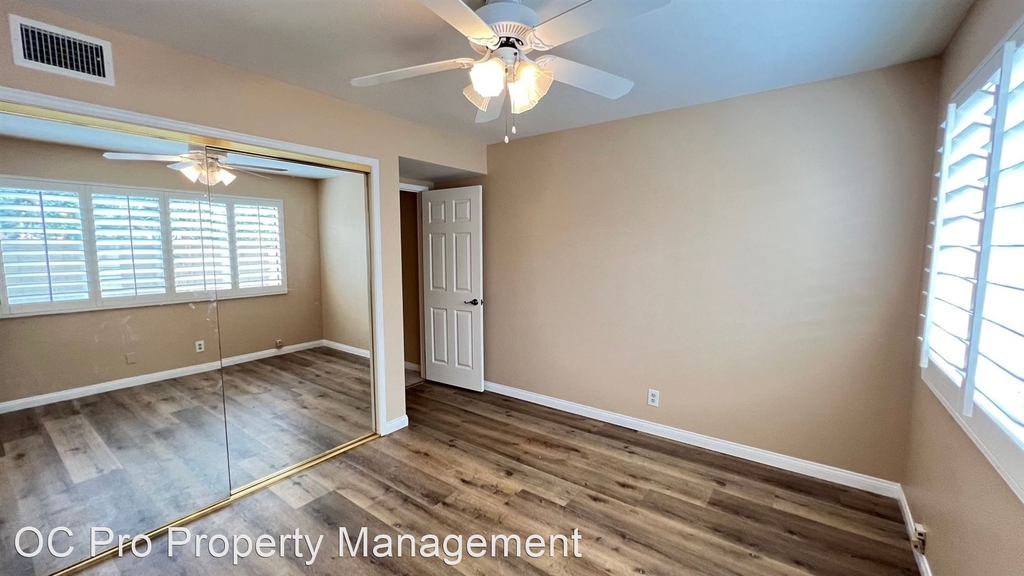 10692 Albany Circle - Photo 15