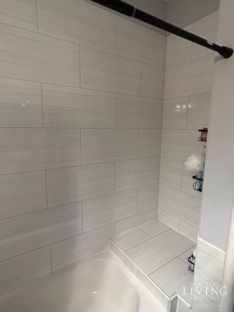 952 Bergen Street - Photo 6