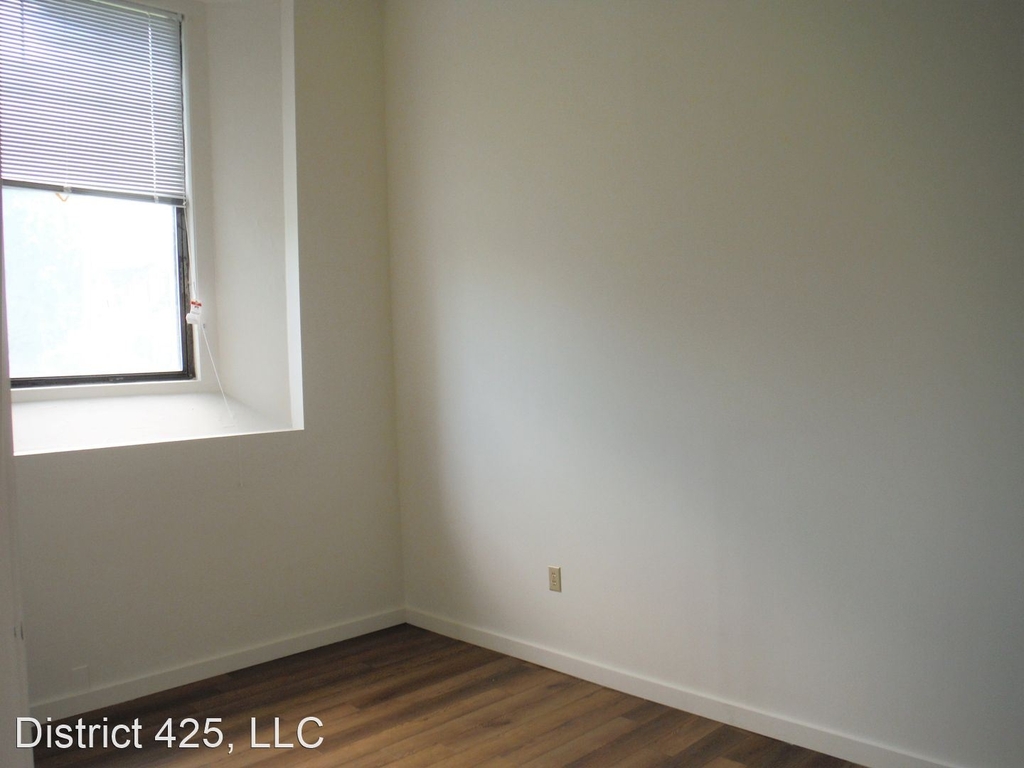 425 Glen Street - Photo 13