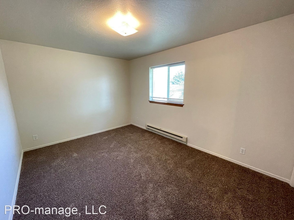 2185 Stace St. - Photo 4