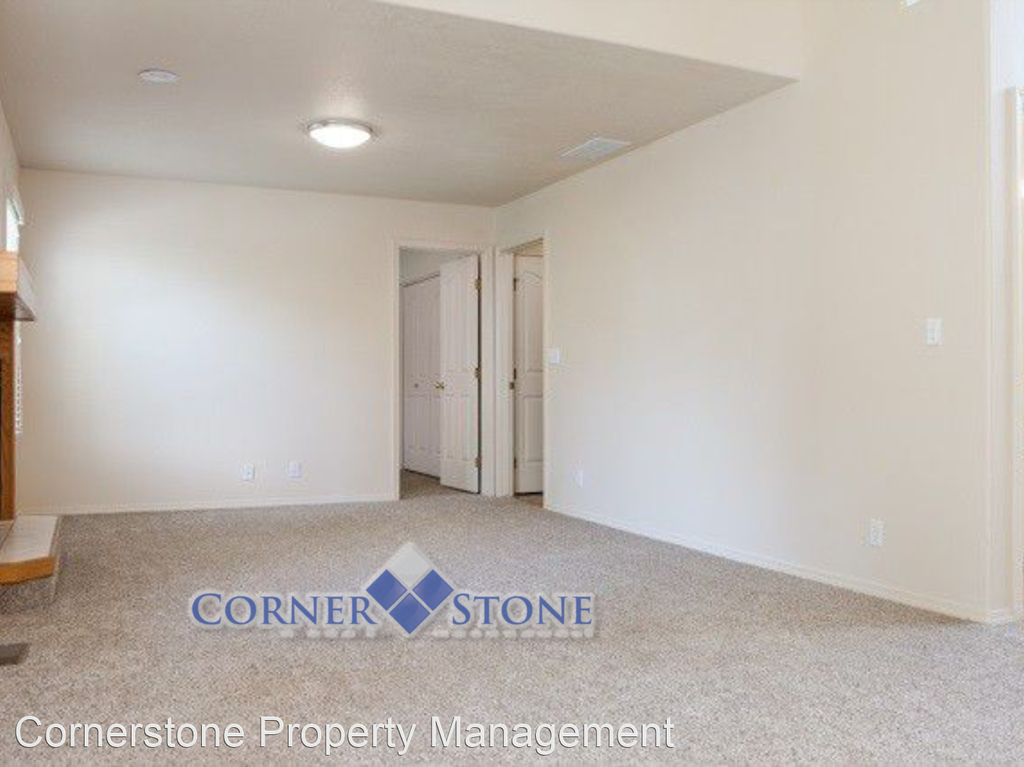 12128 W. Emerson Dr. - Photo 5