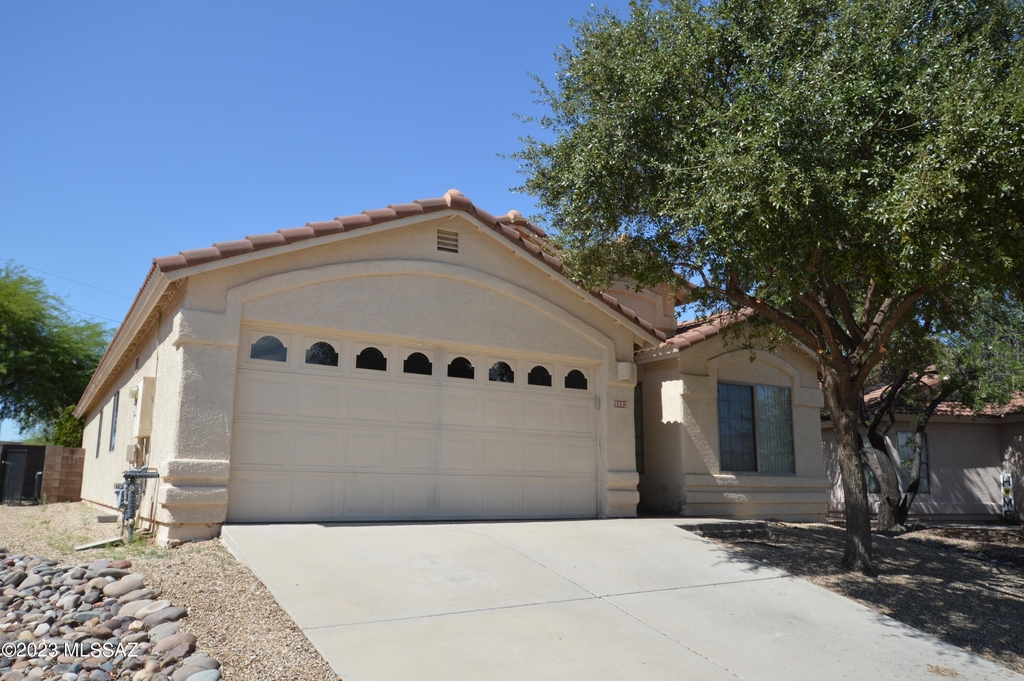 9902 E Shadow Glen Court - Photo 0