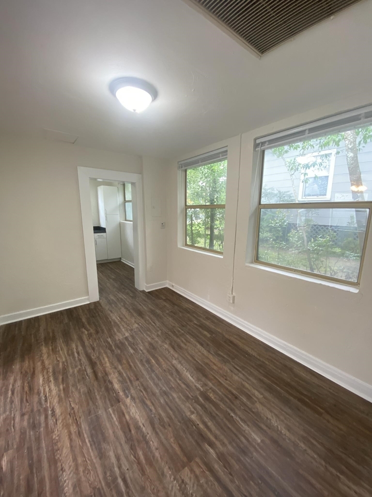 1221 N Duval Street - Photo 6