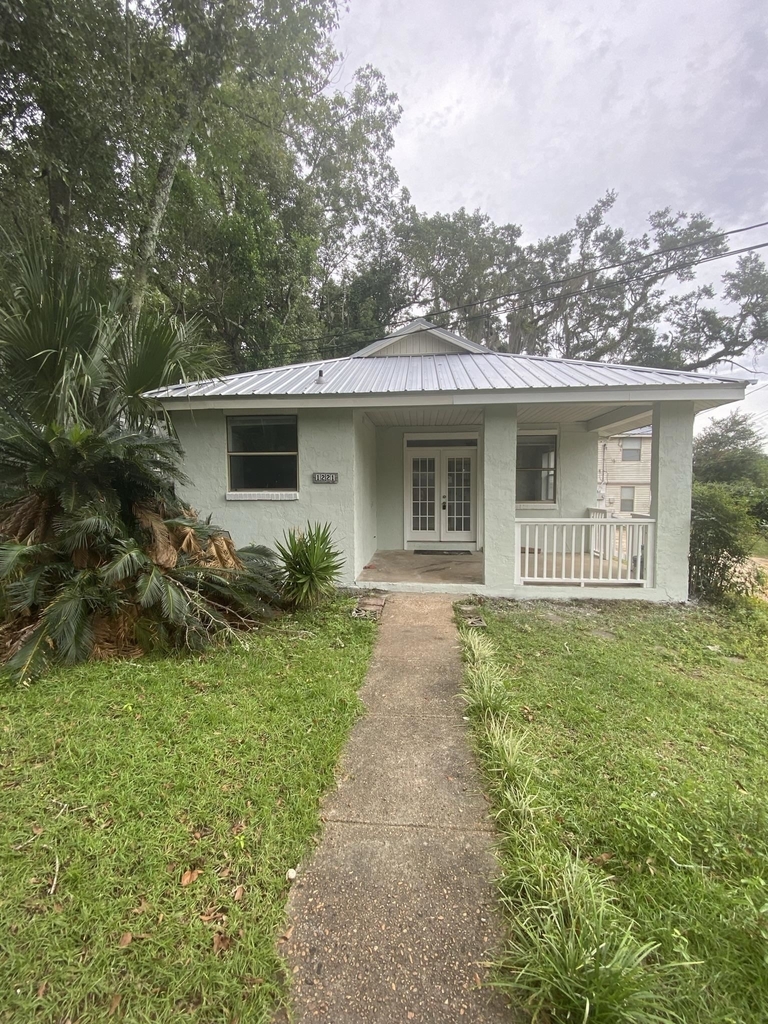 1221 N Duval Street - Photo 0