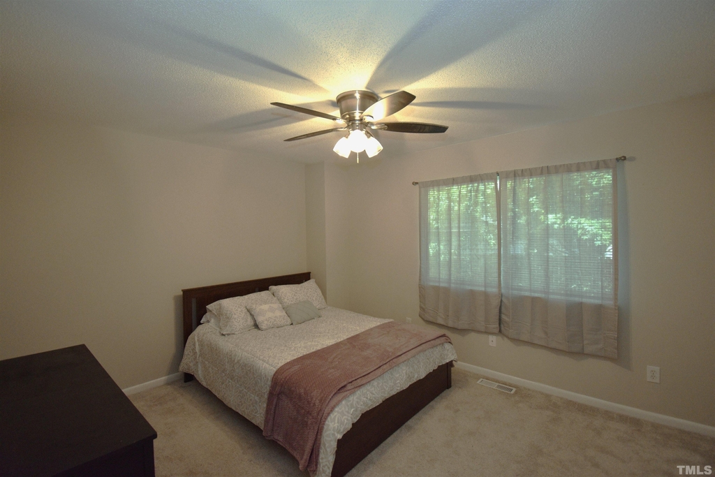 7125 Sandy Creek Drive - Photo 9