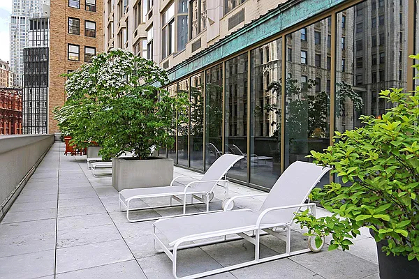 West 38th Street - Photo 3
