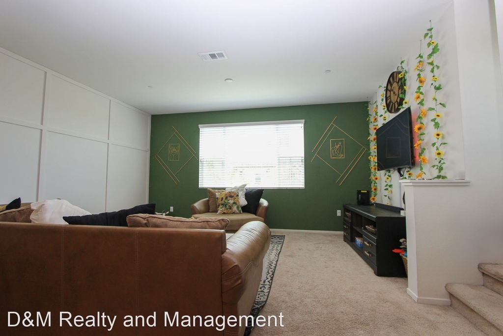 1205 Calle Seabass Unit 46 - Photo 1