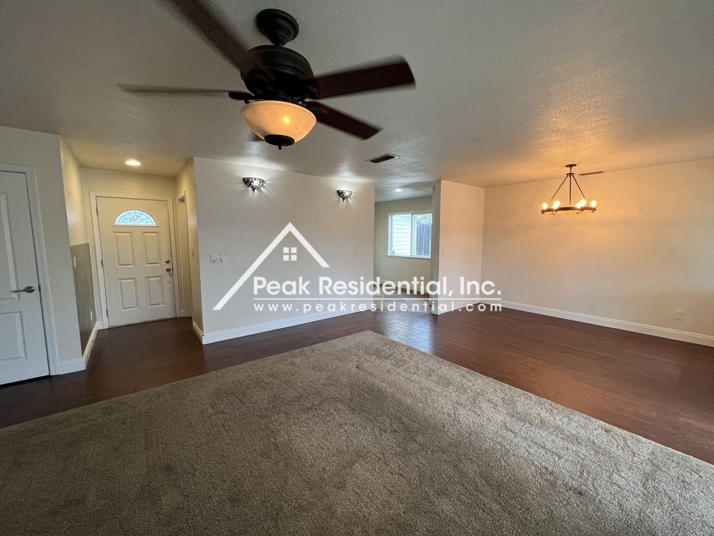 7808 Highland Ave - Photo 6