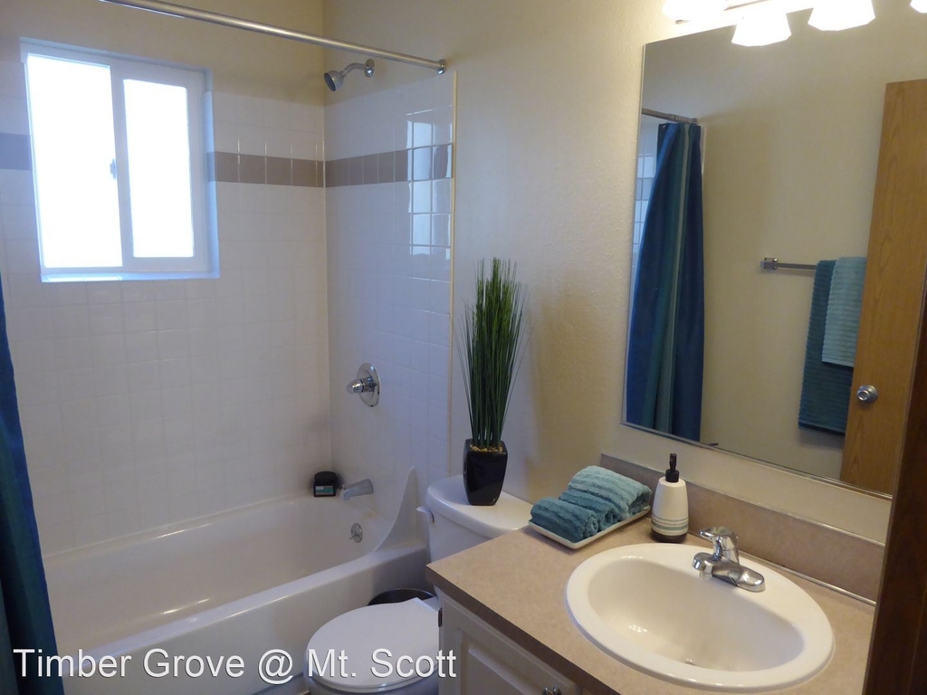 8860 Se Flavel Street - Photo 2