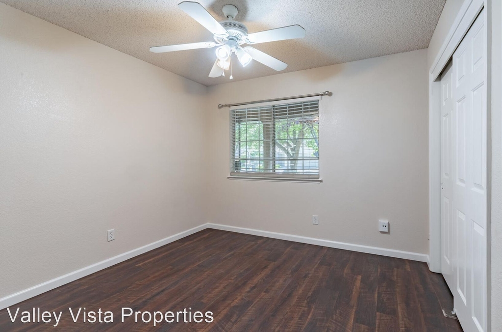 6360 N Cleo Avenue - Photo 15