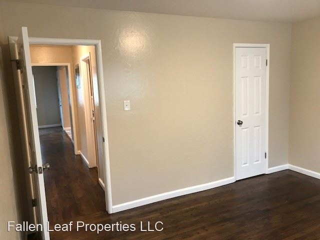 221 Laurel Ave - Photo 11