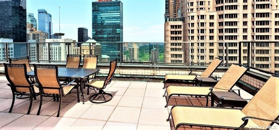 159 W 53rd Street - Photo 12