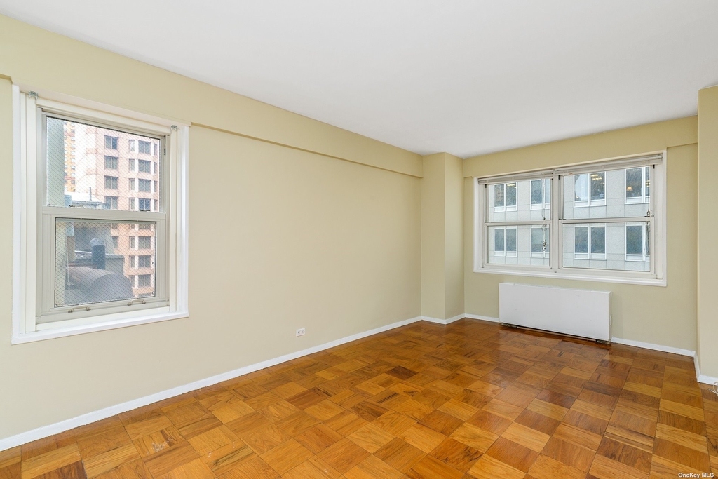 159 W 53rd Street - Photo 2