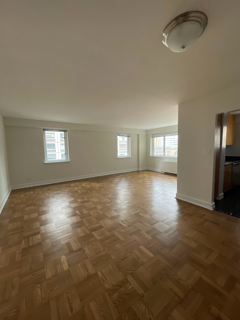 200 E 71th - Photo 0