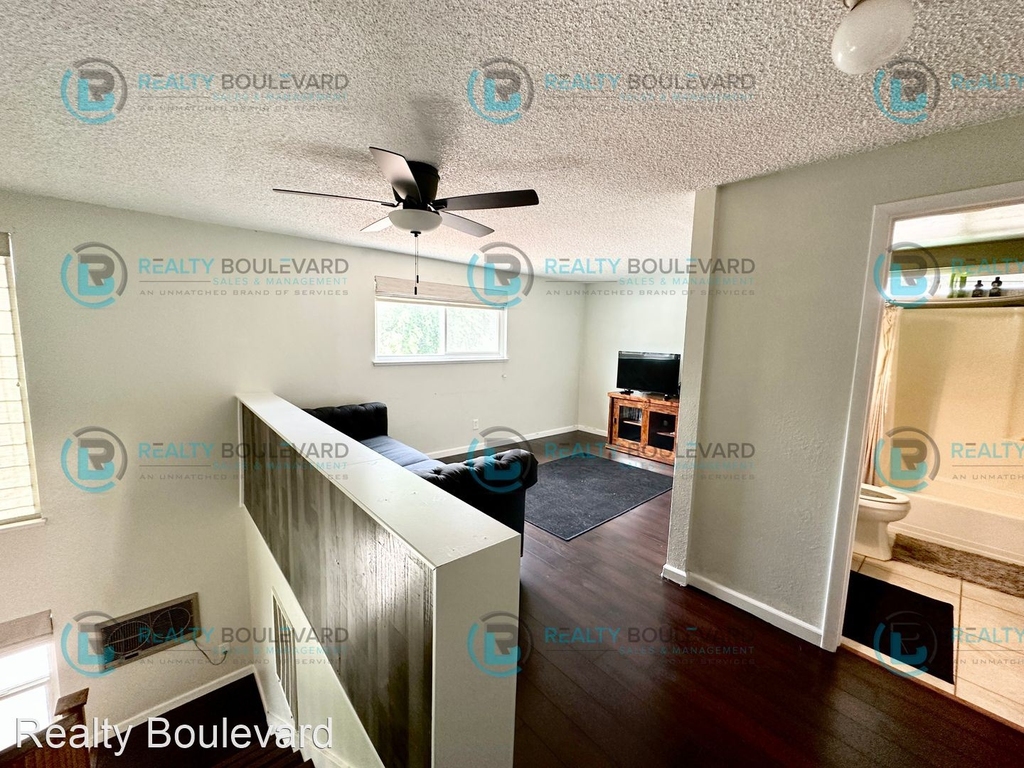 847 Glen Molly Dr - Photo 11