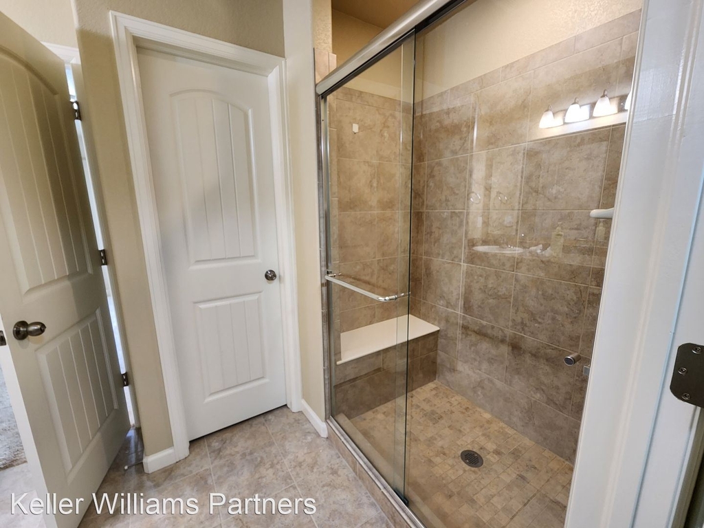 6596 Emerald Isle Hts - Photo 23